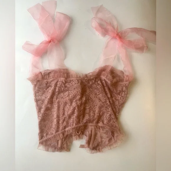 FEMININE MARIE ANTOINETTE BUSTIER CORSET - Picture 4 of 6